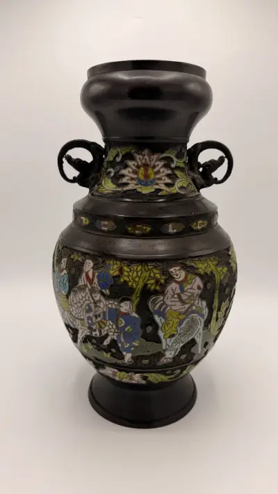 Antieke Japanse Bronzen Champlevé vaas – kavel bij De Kringwinkel, Dendermonde