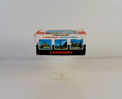 Vintage Lestrade Simplex stereoscoop met 3 fotokaarten en doos – kavel bij De Kringwinkel, Turnhout