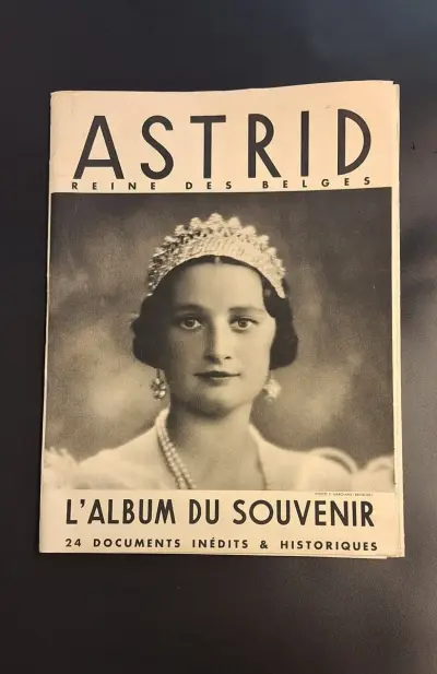 Memoriam-uitgave gewijd aan Koningin Astrid van België – kavel bij De Kringwinkel, Aalst