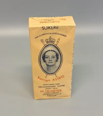 Vintage verpakking van chicoreipoeder 'Reine Astrid' – kavel bij De Kringwinkel, Aalst