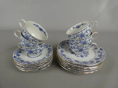 Kobalt blau servies – kavel bij De Kringwinkel, Diest