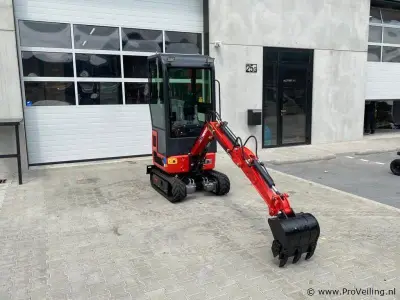 Mini rupsgraafmachine StahlWorks HL320 ROOD – kavel bij ProVeiling