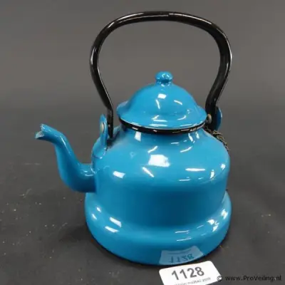 Vintage emaille theepot – kavel bij ProVeiling, Nederland