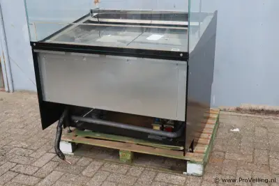 ISA Italy ijsvitrine model Vetrinati Kelly zonder koelmotor – kavel bij ProVeiling, Emmeloord
