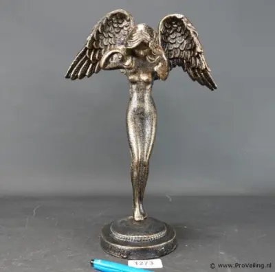 Faux bronzen beeld engel – kavel bij ProVeiling, Nederland
