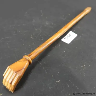 Houten ruggekrabber – kavel bij ProVeiling, Nederland