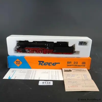 Roco stoomlocomotief met tender (BR 23) van de Duitse spoorwegen (DB) – kavel bij ProVeiling, Nederland