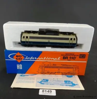 Roco locomotief BR 110 (nummer 110 401-7) van de Duitse spoorwegen (DB) – kavel bij ProVeiling, Nederland