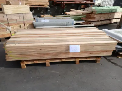 (210x) houten latten – kavel bij Auctim, Waregem