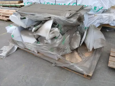 partij sanitaire meubelen en toestellen – kavel bij Auctim, Waregem