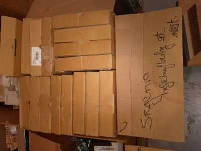 deurbeslag en nagels Senco, Siegema – kavel bij Auctim, Manage