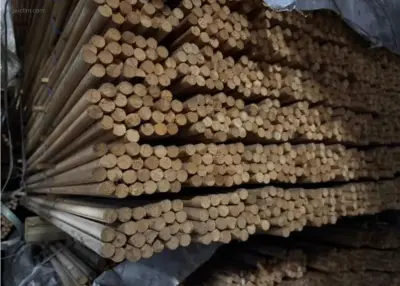 (3400x) Ronde stokken – kavel bij Auctim, Harelbeke