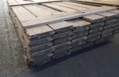(297x) gevelbekledingspanelen Douglas Bardage TG4 – kavel bij Auctim, Harelbeke