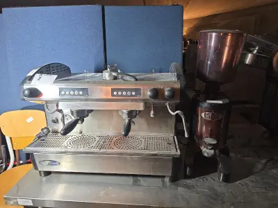 Koffiemachine Viva reneka – kavel bij Auctim, Tournai