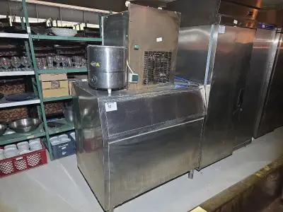 RVS ijsblokjesmachine Diamond Store350/280-510 – kavel bij Auctim, Tournai