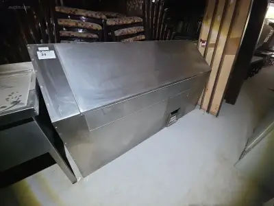 Dampkap omhuizing – kavel bij Auctim, Tournai