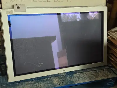 Tv toestel LG MZ-42PM23 – kavel bij Auctim, Tournai