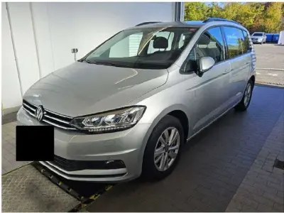 1 VW Touran 2.0 TDI Comfortline – kavel bij Zoll-Auktion, Würzburg