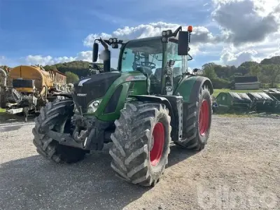 Traktor Fendt 724 Vario – kavel bij Blinto, Brilon - Alme