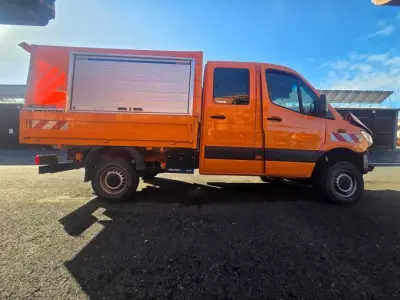 1 Mercedes Benz KLKW offener Kasten Typ 906BA35/4x4 Unfallfahrzeug – kavel bij Zoll-Auktion, Bayreuth