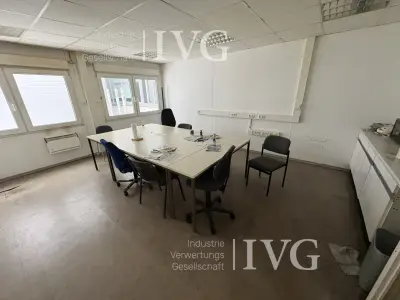 Aufenthaltsraummöblierung – kavel bij IVG, Isenbüttel