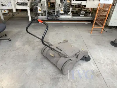 Veegmachine KÄRCHER KM70/20C – kavel bij IVG, Rödinghausen