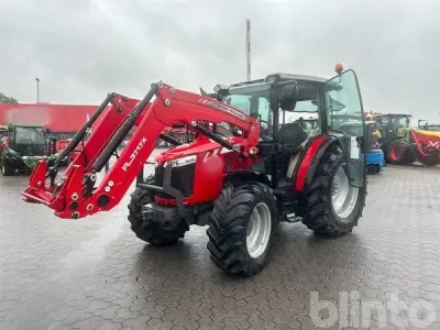 Traktor Massey Ferguson MF 4708 (2019) – kavel bij Blinto, Bockel