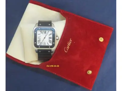 1 Armbanduhr Cartier Santos 100 mit Montagekissen und Servicebeutel – kavel bij Zoll-Auktion, Emmerich am Rhein