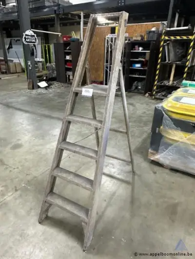 Alu trapladder – kavel bij Appelboom