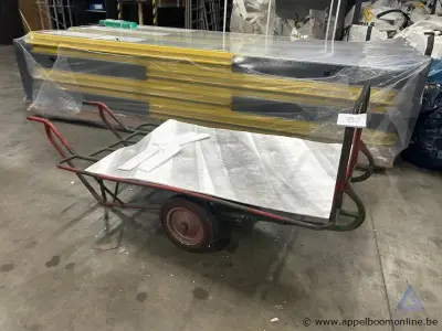 Verrijdbare platformwagen – kavel bij Appelboom