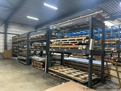 Metalen palletrekken, totale lengte 15 m – kavel bij Appelboom