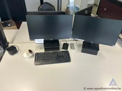 Twee iiyama monitoren, Logitech toetsenbord, HP Thunderbolt Dock G2 docking station. Werking niet gekend – kavel bij Appelboom