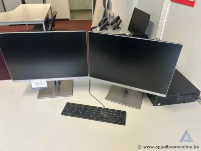 Computerwerkstation HP Z2, Intel Core i7 processor, inclusief twee monitoren en toetsenbord. Werking niet gekend – kavel bij Appelboom