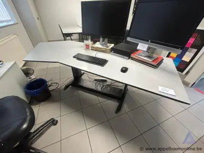 L-vormig kantoorbureau afmetingen 210x80cm – kavel bij Appelboom