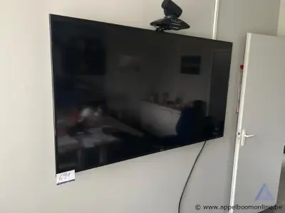 flatscreen SAMSUNG plus Grandstream – kavel bij Appelboom