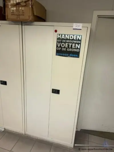 metalen dossierkast – kavel bij Appelboom