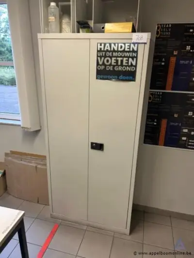 metalen dossierkast – kavel bij Appelboom