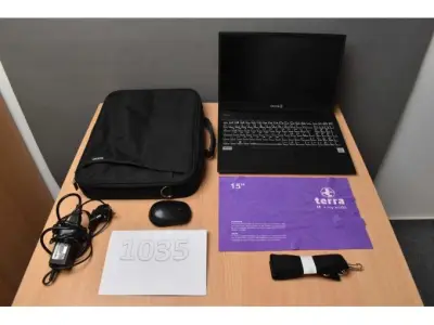 1 Terra Mobile 1516 – Notebook – 39,6 cm (15.6") – kavel bij Zoll-Auktion, Lage