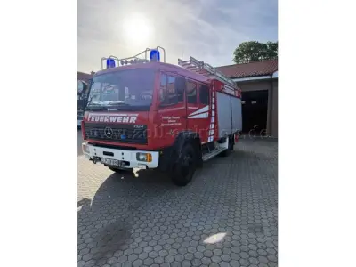 1 TLF 16/25 Mercedes-Benz Daimler-Chrysler 1124 AF mit Schlingmann Aufbau – kavel bij Zoll-Auktion, Saterland
