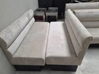 Banquette de restaurant de 3 mètres – kavel bij Auctionline