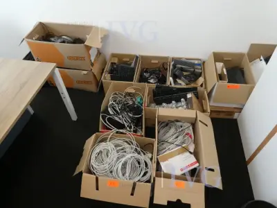 Partij oude IT-apparatuur – kavel bij IVG, Ratingen