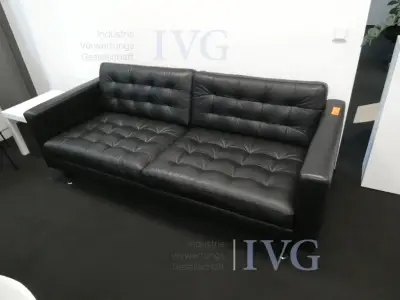 Sofa (schwarz) – kavel bij IVG, Ratingen