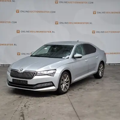 Personenauto, Skoda, Superb, 2021 – kavel bij Domeinen Roerende Zaken, Soesterberg
