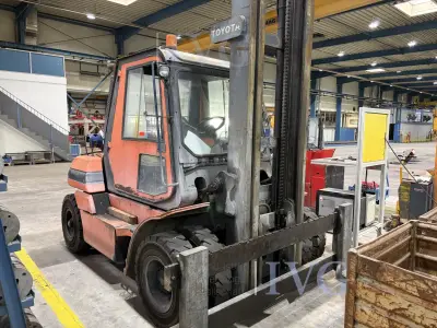 Treibgas-Gabelstapler (spätere Herausgabe/Abholung) TOYOTA 5FG60 – kavel bij IVG, Neumünster