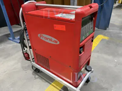 Schutzgas-Schweißgerät FRONIUS TransPuls Synergic 4000 – kavel bij IVG, Neumünster
