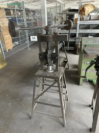 Handspindelpresse – kavel bij Lueders & Partner, Hannover