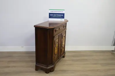 Antiek houten Console Kastje' – kavel bij GSD Auctions, Zoeterwoude