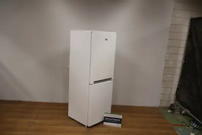 Beko koelvries-combinatie Koelkast – kavel bij GSD Auctions, Zoeterwoude