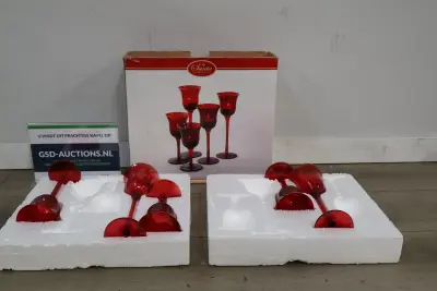 Set rode glazen kandelaren by Santa – kavel bij GSD Auctions, Zoeterwoude