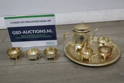 Vintage theeservies met dienblad en kopjes – kavel bij GSD Auctions, Zoeterwoude
